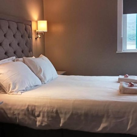 The Skye Bridge Hotel 카일 외부 사진