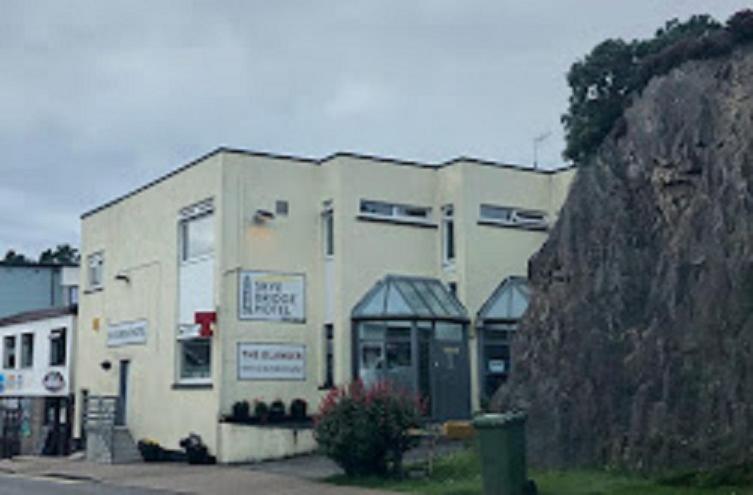 The Skye Bridge Hotel 카일 외부 사진